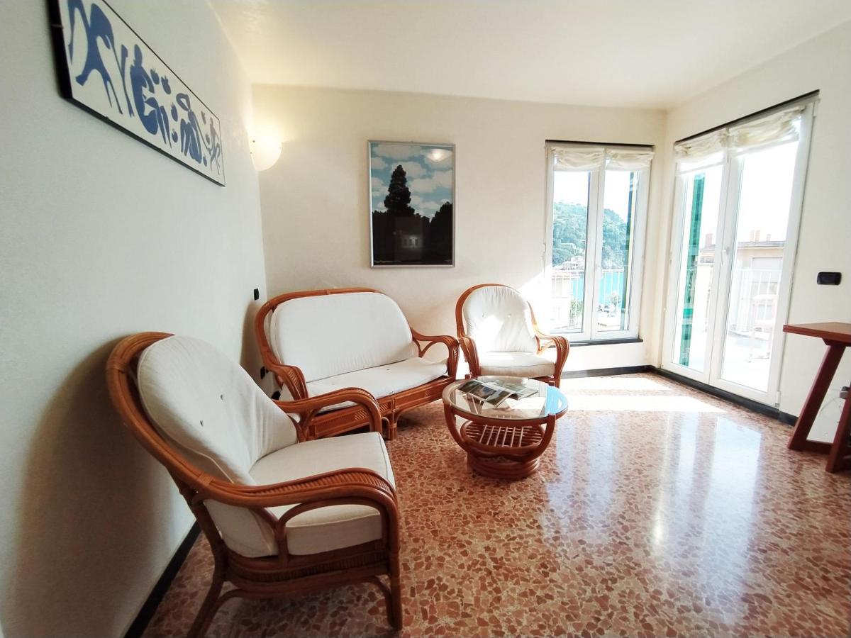Апартаменты Monia House Sea View Леванто Экстерьер фото
